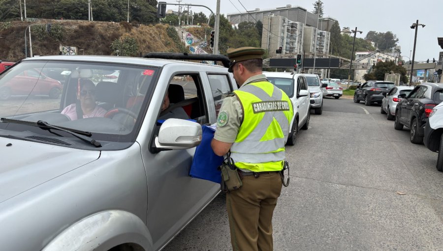 Refuerzan llamado a la prevención en cruce ferroviario Portales de Valparaíso por alta afluencia de personas en Semana Santa