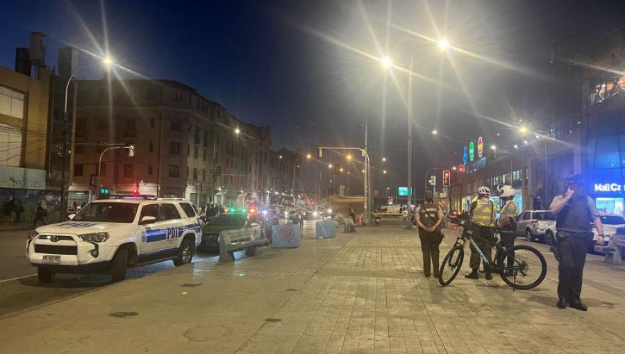 Mujer fallece tras riña con arma blanca en la Av. Argentina de Valparaíso: otras dos personas resultaron heridas