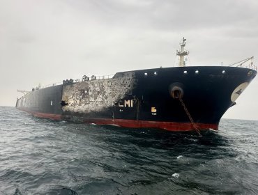 Irán ataca superpetrolero de Kuwai en Dubái y eleva tensión en el estrecho de Ormuz