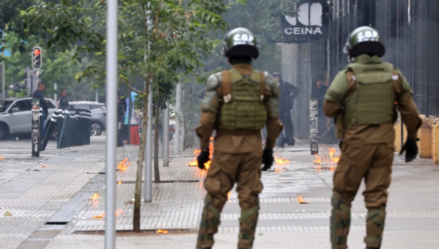 Dos estudiantes fueron detenidos por lanzar bombas molotov en inmediaciones del Instituto Nacional