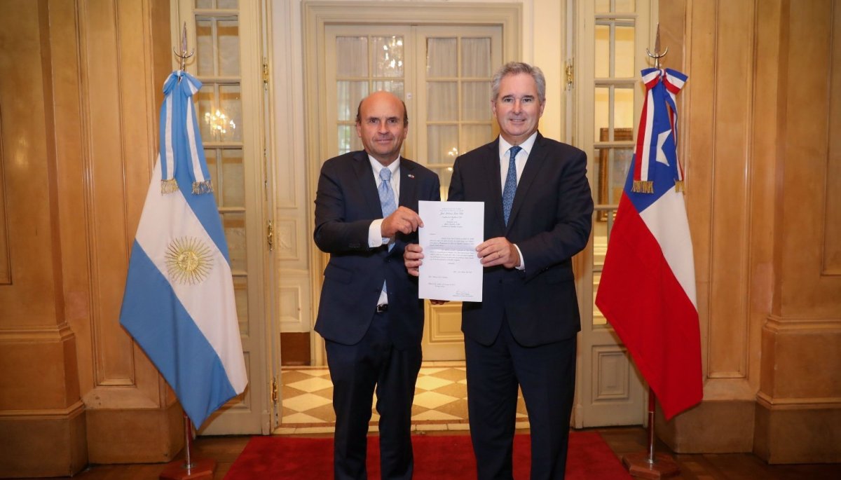 Gonzalo Uriarte fue designado como nuevo embajador de Chile en ...