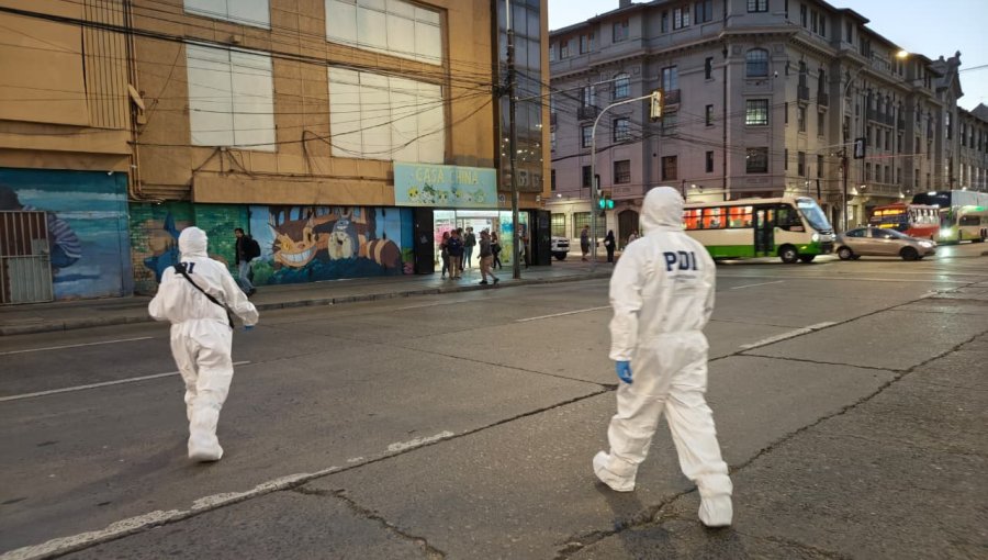 Detienen a dos personas vinculadas a homicidio de una mujer en la Av. Argentina de Valparaíso