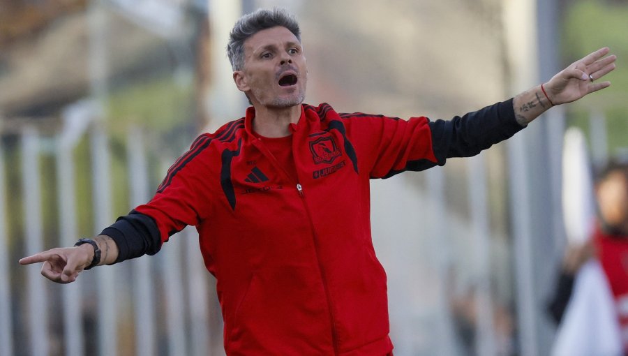 Fernando Ortiz valoró el triunfo de Colo-Colo, pero admitió que "nos falta tomar mejores decisiones para convertir"