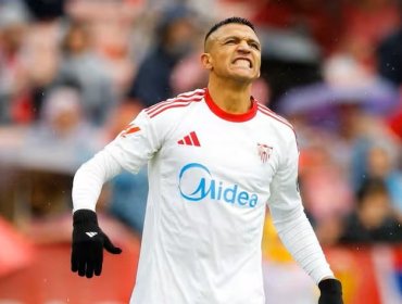 En España aseguran que la presencia como titular de Alexis Sánchez en Sevilla significa "perder a un futbolista"