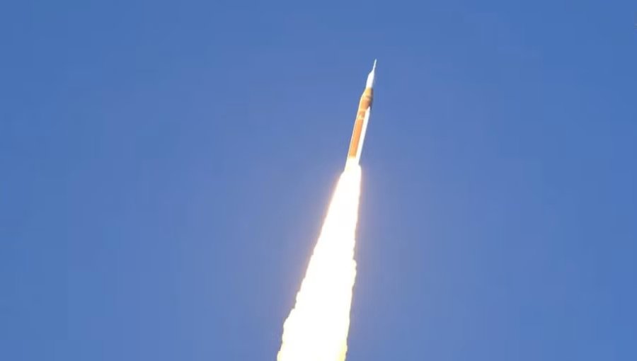 Exitoso lanzamiento de Artemis II: Cuatro astronautas despegaron hacia la Luna tras más de 50 años