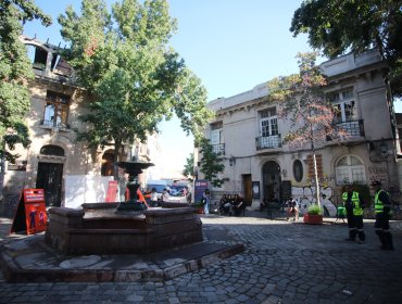 Comienza la recuperación del barrio Concha y Toro de Santiago con limpieza de 64 fachadas patrimoniales