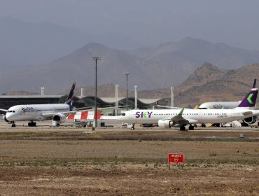 Chile y Bolivia suscriben memorándum para ampliar rutas y frecuencias aéreas y avanzar en la política de cielos abiertos