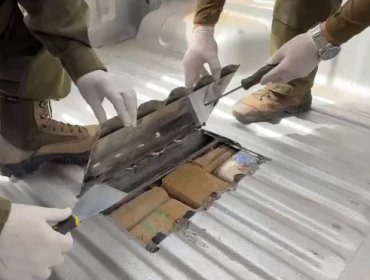 En prisión preventiva quedó boliviano sorprendido transportando droga y municiones en doble fondo de camioneta en Antofagasta