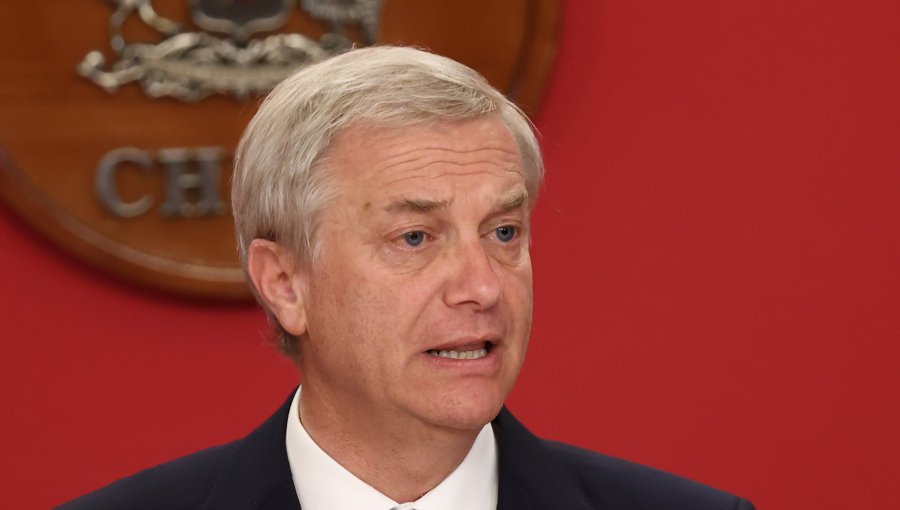 Canciller confirma que viaje del Presidente Kast a Argentina se mantiene pese a fallida detención de Apablaza