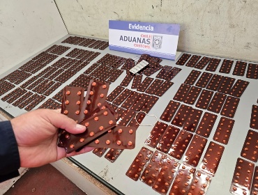 Aduana de Iquique intercepta millonario cargamento de fármacos en Quillagua