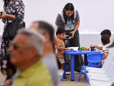 Minsal expande vacunación contra el Covid-19: baja edad y reduce tiempos de espera