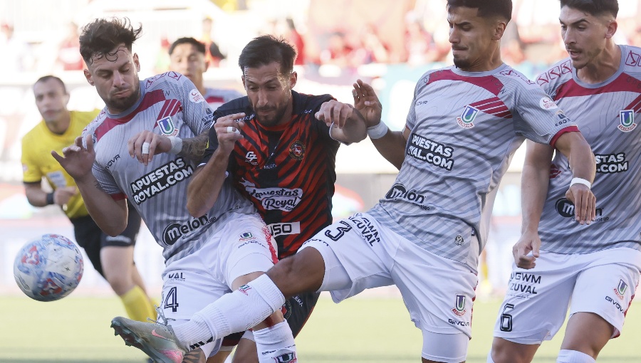 Deportes Limache golea a Unión La Calera y se apodera del liderato del Campeonato