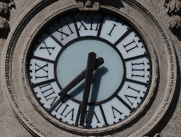 Cambio de hora en Chile: Comenzó a regir el horario de invierno