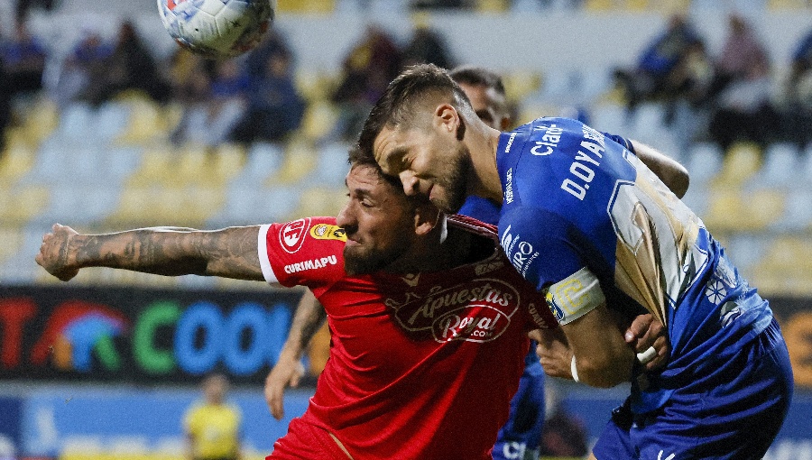 Everton y Ñublense reparten puntos tras un opaco empate sin goles en el Sausalito