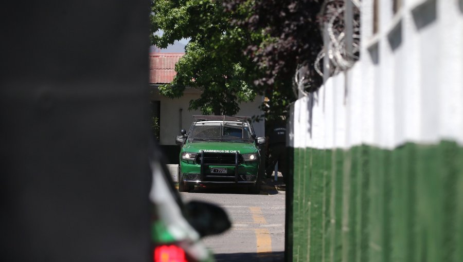 Valparaíso: Detienen a dos carabineros por presunta agresión sexual en comisaría