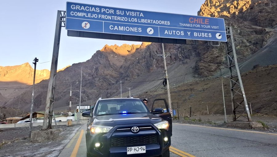 Dos personas fueron detenidas por tráfico de migrantes en el paso Los Libertadores: retenían documentos y cobraban $70.000
