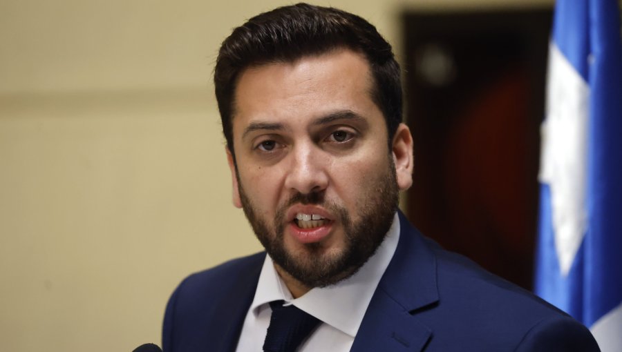 Diputado Soto aborda el Plan de Reconstrucción Nacional del Gobierno y plantea "separar los temas que son distintos"