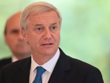 Presidente Kast reafirma su apoyo a ministra Steinert y anuncia que "en las próximas semanas" transparentarán cifras de seguridad