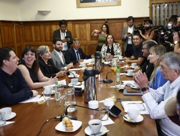 Oposición llama al Gobierno a separar iniciativas del proyecto de Plan de Reconstrucción Nacional