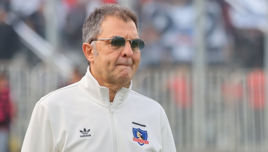 Aníbal Mosa pone la pelota al piso pese a liderato de Colo-Colo: "Todavía no se ha ganado nada"
