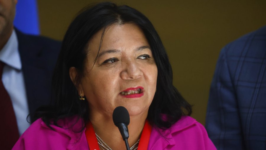 Alcaldesa Pizarro alerta que en La Pintana 7.161 hogares quedarán fuera de la entrega de gas licuado