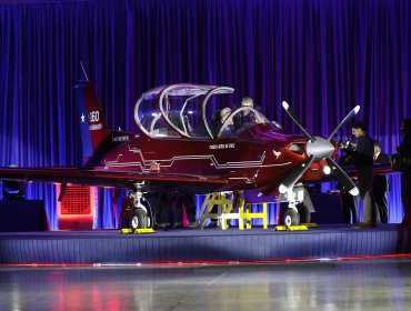 T-40 Newen: Presentan el nuevo avión de instrucción desarrollado en Chile por la Empresa Nacional de Aeronáutica