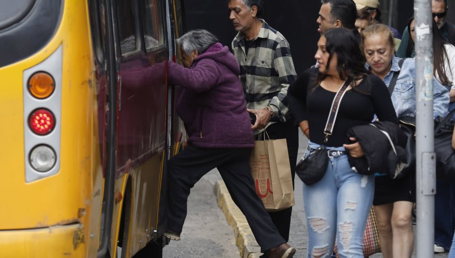 ¿Se cae el "paro obligado" en Valparaíso? Seremi de Transportes afirma que ayudas al gremio asegurarán continuidad del sistema