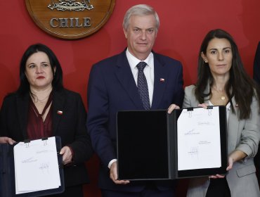 Kast urge al Congreso aprobar agenda de seguridad escolar con foco en autoridad docente y control en colegios