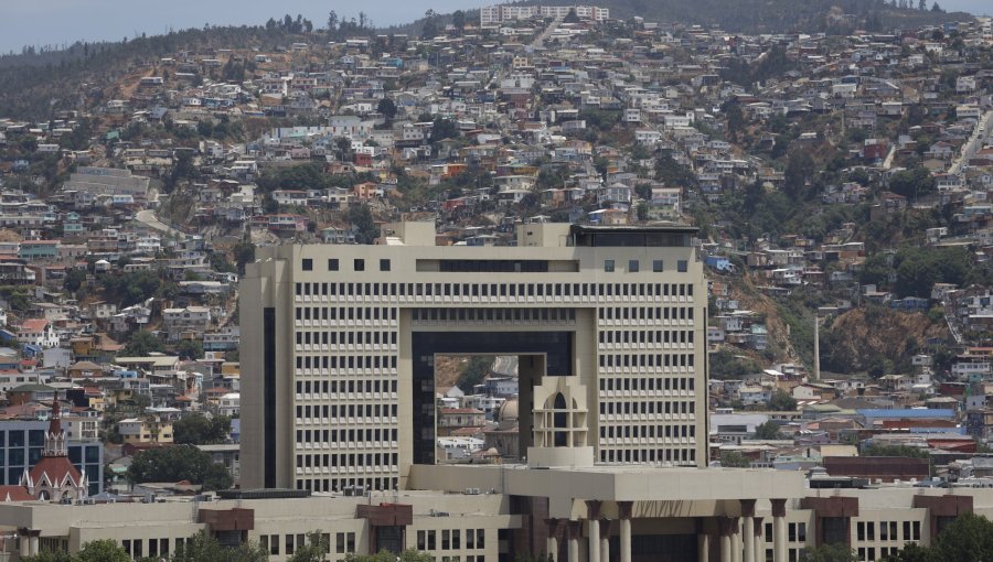 “Supersueldos” en el Congreso Nacional: funcionarios ganan hasta $19 millones y superan a altas autoridades del Estado