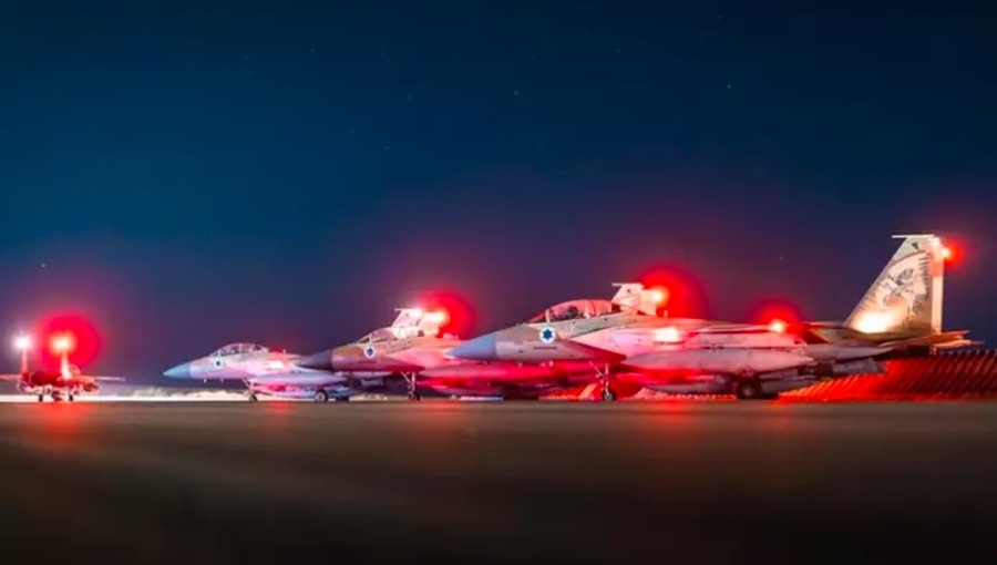 Israel alerta a la población de Irán a que "se abstenga" de usar y viajar en trenes