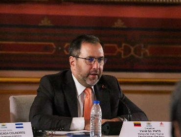 Canciller venezolano arremete contra Kast y enfría opción de retomar relaciones: “Mucho ruido y poca seriedad”