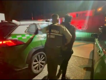 Persecución policial de madrugada termina con dos detenidos armados en Recoleta