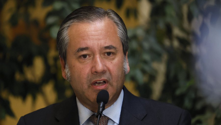 Diputado Romero defiende decisión de descartar auditoría internacional: "Los ministros abrieron cajones y se encontraron con guarenes"