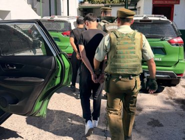 Conductor en estado de ebriedad intentó atropellar a carabinero tras negarse a pagar combustible en servicentro de San Felipe