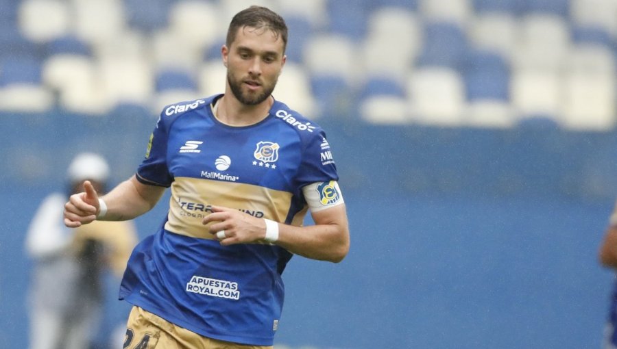 Roban computador, teléfono celular y documentos al capitán de Everton en Reñaca