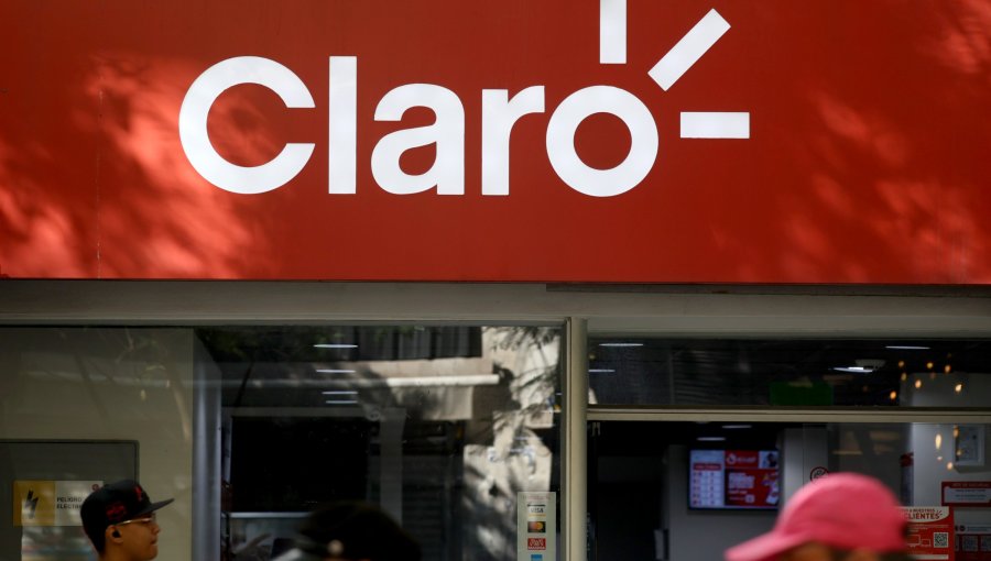 Claro deberá devolver más de $200 millones por cobros indebidos de roaming a casi 19 mil clientes