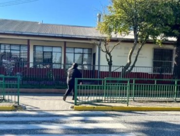 Escuela de Hualpén activó protocolo de seguridad luego que apoderado llegara armado tras una riña de dos alumnas