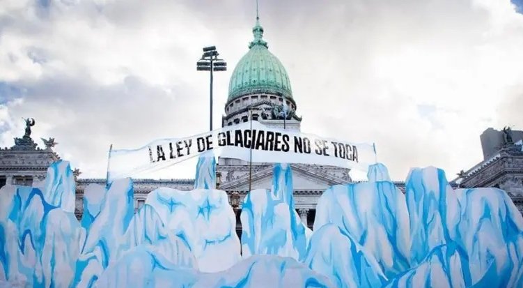 Polémica en Argentina por ley que modifica la protección de los glaciares para que pueda haber actividad minera