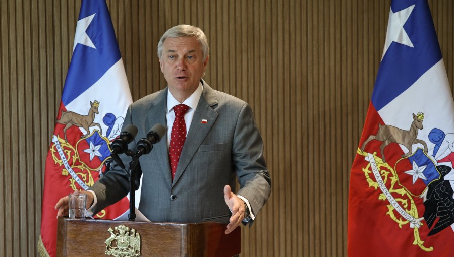 Cadem: 41% aprueba gestión del Presidente Kast y 70% está de acuerdo con el plan "Escuelas Protegidas"