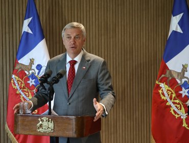 Cadem: 41% aprueba gestión del Presidente Kast y 70% está de acuerdo con el plan "Escuelas Protegidas"