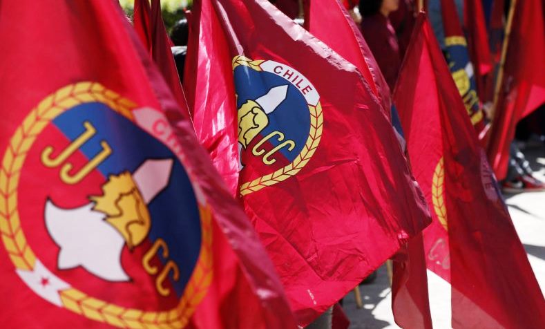 Juventudes Comunistas se desmarcan de ataque a ministra Lincolao, aunque dicen "entender" el descontento