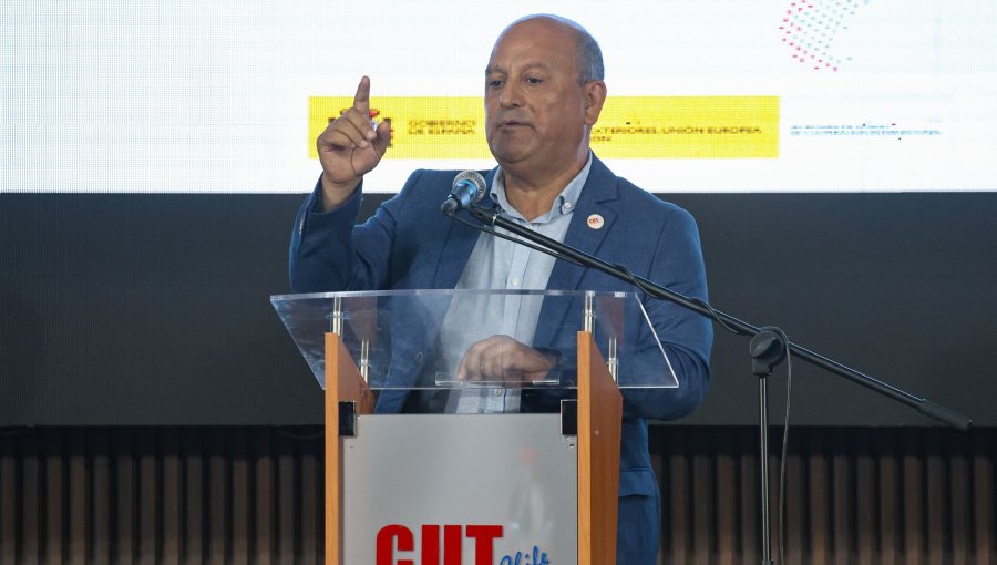 CUT pide al Gobierno iniciar negociaciones por salario mínimo y recalcan que discusión no puede limitarse solo a la variación del IPC