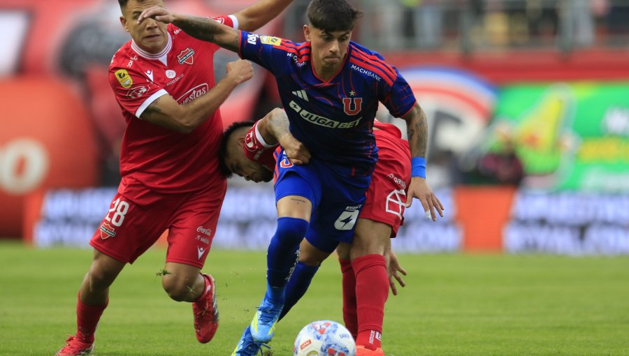 Ñublense le ganó a Universidad de Chile y dio el primer mazazo a Fernando Gago