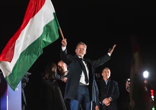 Victoria histórica en Hungría: Péter Magyar pone fin a la era Orbán y promete un “cambio de régimen” con regreso a Europa