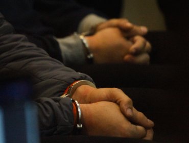 Decretan prisión preventiva para tres sujetos que asesinaron a hombre con un taladro en Tarapacá