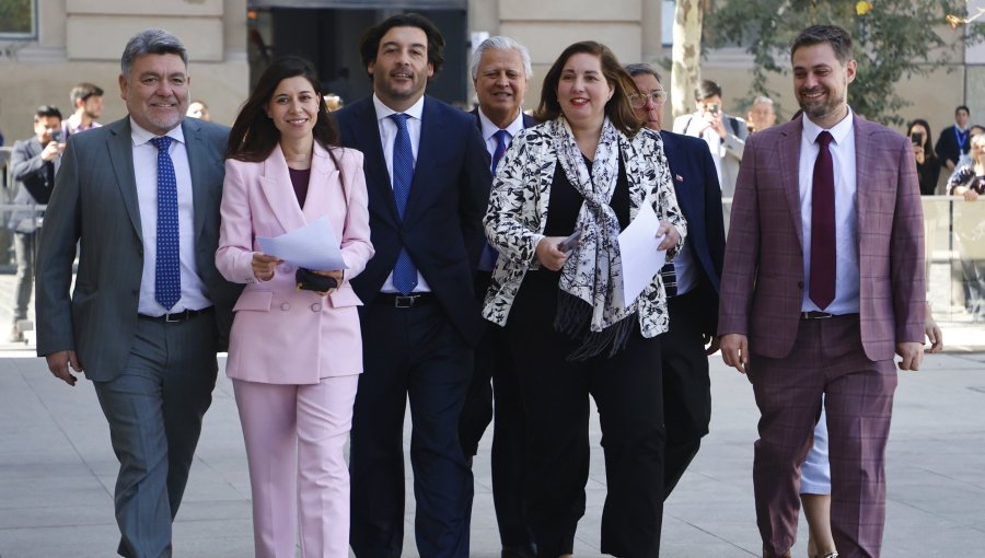 PS suspende cita con Segpres y oposición acusa reforma tributaria encubierta