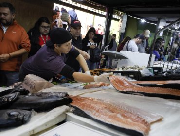 Pescados y mariscos ajustan sus precios tras peak de Semana Santa en Valparaíso
