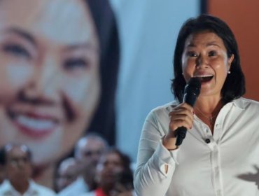 Elecciones en Perú: Fujimori encamina su paso al balotaje mientras el segundo lugar se define voto a voto