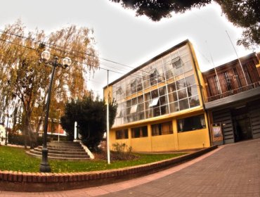 Con arraigo nacional quedó estudiante formalizado tras manipular artefacto explosivo en sala de clases de liceo de Linares