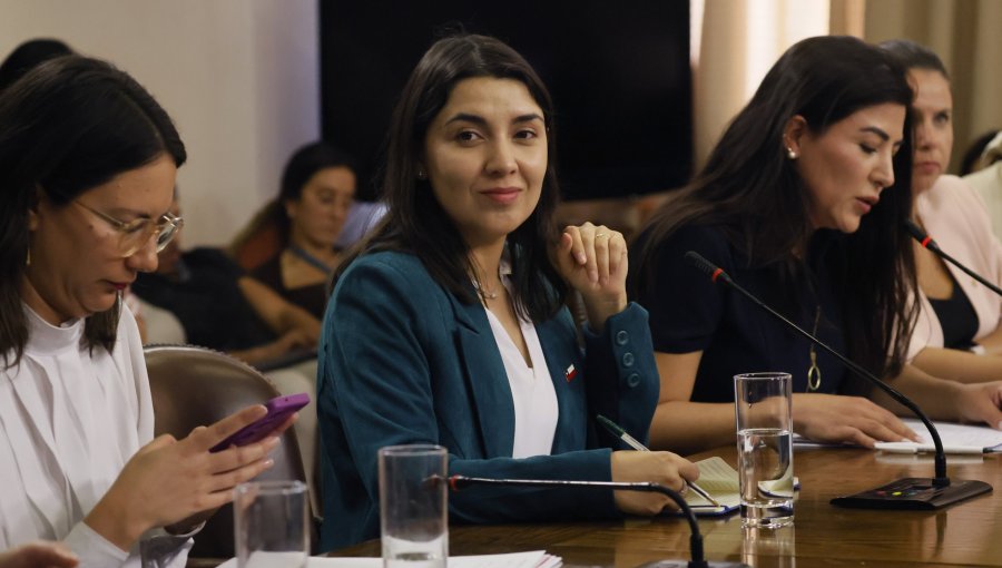 Ministra de la Mujer ratifica despido de directora del SernamEG: "Gobernar también es tomar decisiones"